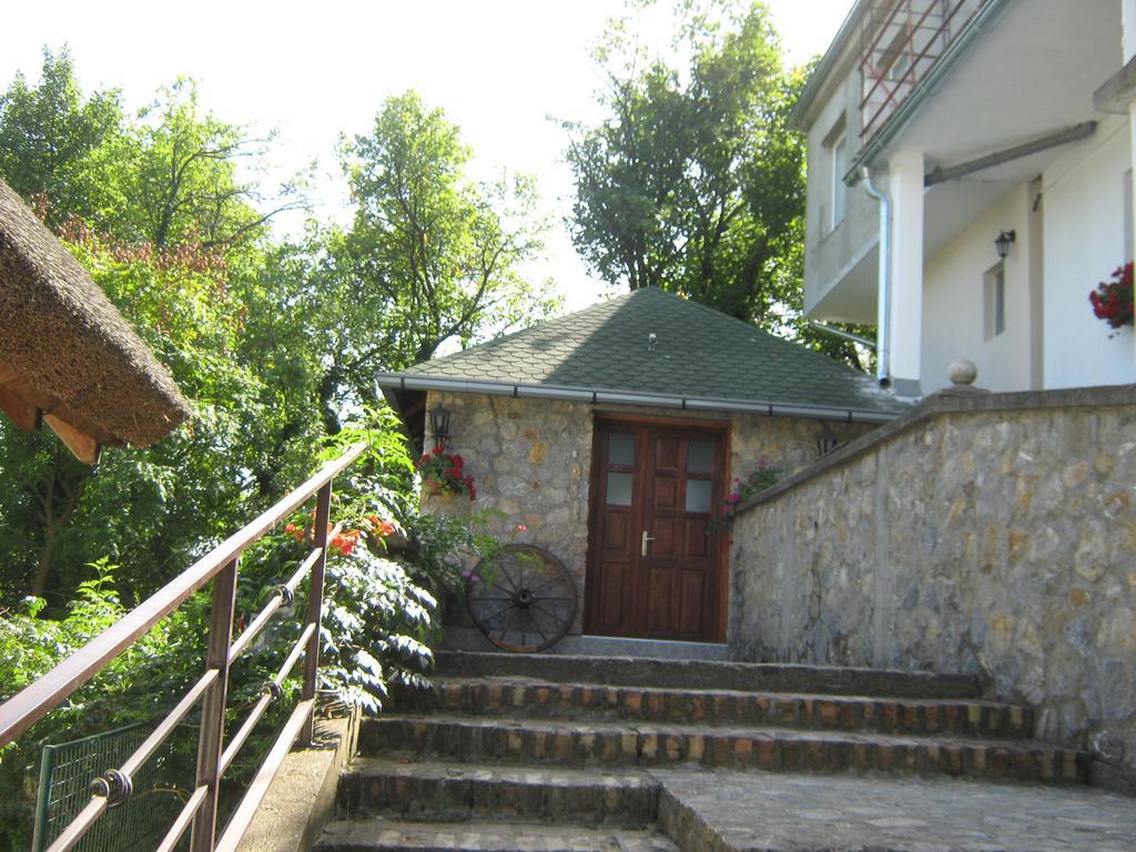 Apartment Vistanova Vrdnik Exterior photo